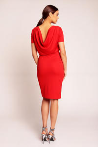 Czerwona Elegancka Sukienka przed Kolano z Dekoltem Typu Woda na Plecach
