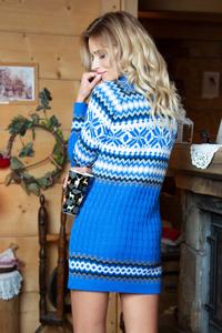 Niebieska Sweterkowa Sukienka w Skandynawski Wzór