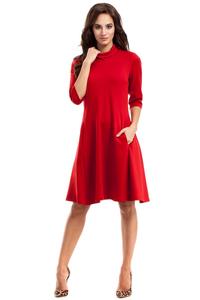 Czerwona Sukienka Rozkloszowana z Półgolfem