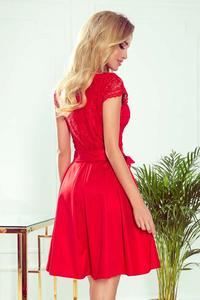 Czerwona Wieczorowa Rozkloszowana Sukienka z Koronką