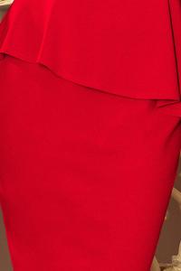 Czerwona Sukienka z Baskinką Asymetryczny Fason