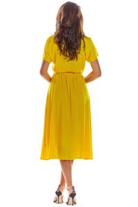 Rozkloszowana Midi Żółta Sukienka z Krótkim Kimonowym Rękawem
